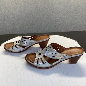 Karyoka real leather comfort slip on wedge shoes women's Size 41 9.5